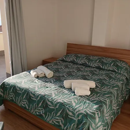 Apartment Holidayhouse Belvedere *