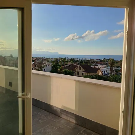 Holidayhouse Belvedere Apartment Terrasini
